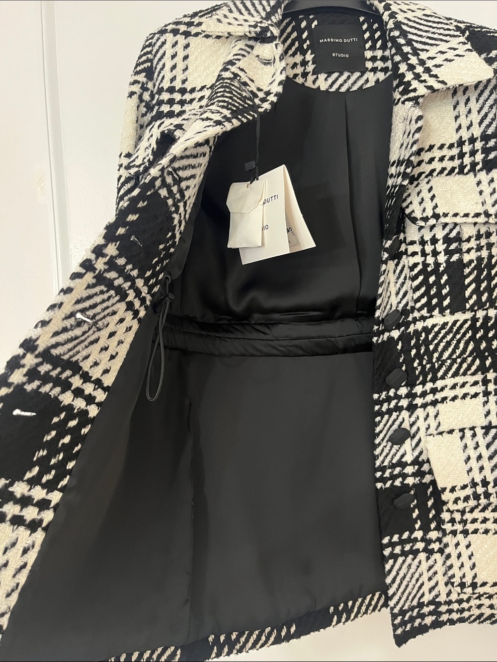 Massimo Dutti Black and White Plaid Blazer Jacket - Picture 7 of 7